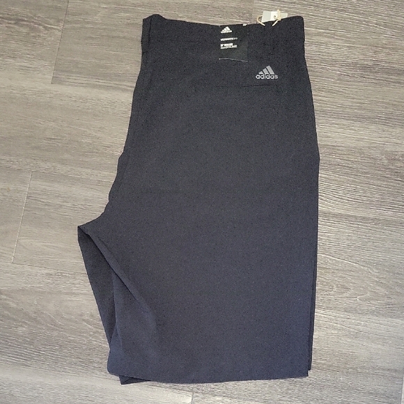Men's Black Shorts Addidas - Picture 1 of 4